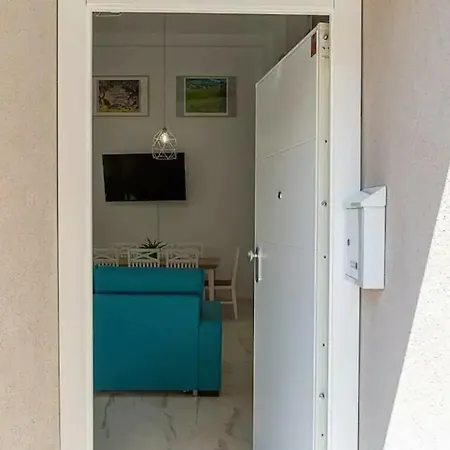 2Bedroom Duplex In Hortaleza Near Metro Madrid Exterior photo